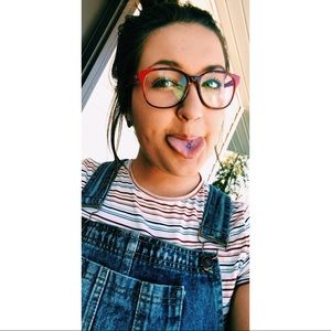 Meet your Posher, Hailey